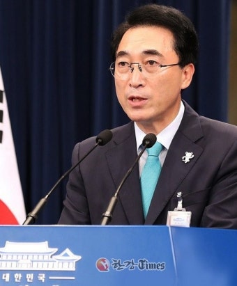 [팩트체크] 쏟아져 나오는 청와대 문건, 공개해도 되나?