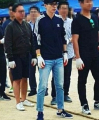 '무한도전' 유재석, 아들 지호 운동회 참석한 사진 포착! 누리꾼들 