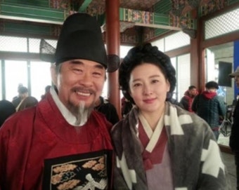 송민형, 정말 예쁜 배우 이영애와 다정한 모습 