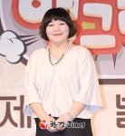 강아지 키우며 정 들었나? 배우 이근희♥고수희 열애 중