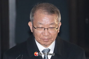 '사법농단' 양승태 추가 소환.. 검찰, 구속영장 청구 여부 결정