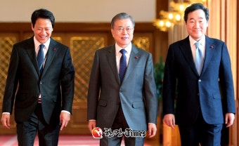 '정치1번지' 종로 먼저 자리 잡은 임종석... 정세균의 선택은?
