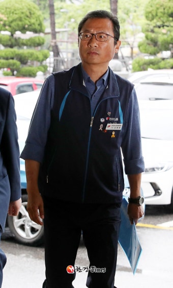 '불법 집회 주도' 김명환 민주노총 위원장 구속영장