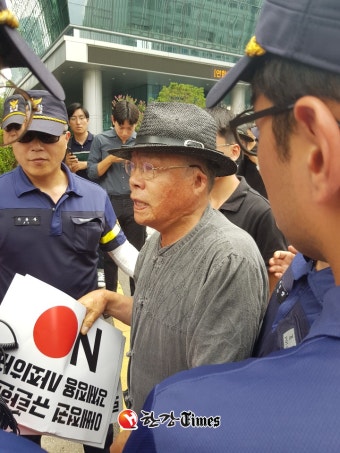 백은종 기자 엄마부대 주옥순 대표 폭행.. 