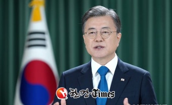 문대통령-日 스가, 24일 첫 전화회담 조율 '깊은 논의 없을 듯'