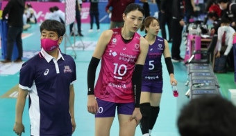 [배구] 이재영·이다영 빠진 흥국생명, 시즌 최다 4연패 수렁
