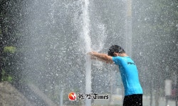 [내일날씨] 전국 여전한 찜통더위...내륙 곳곳 소나기