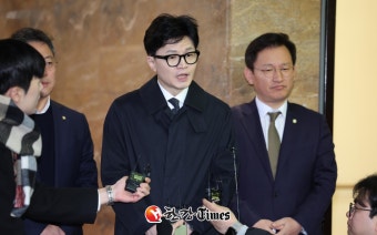 與 사천(私薦)·김건희 논란에 당정갈등 고조...'친윤 VS 친한' 구도