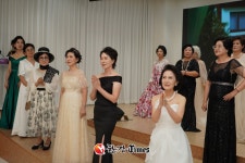 중구, 60세 이상 주민 명동 시니어 모델 수업 눈길