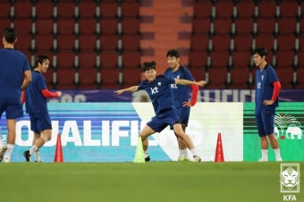 '김도훈 임시 체제' 축구대표팀, 배준호·오세훈 등 7명 첫 발탁..김민재 부상 제외