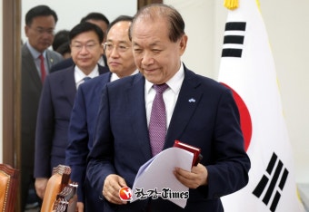 황우여, 여권발 '尹 탈당설' 일축...총선백서 발간 시기, 전당대회와 무관