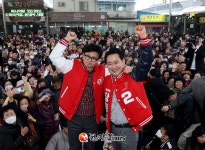 친한 핵심 장동혁 한동훈, 주말이나 주초 당대표 출마…최고위원 마다 않을 것