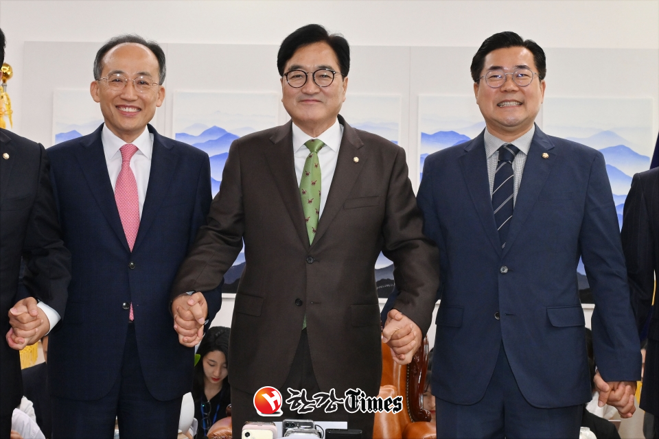 의료계와 여야의정 협의체, 20일 만에 활동 중단으로 좌절
