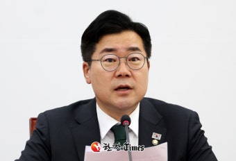 민주당, '대선 출마설' 한덕수 시정연설 앞두고 불출마 압박