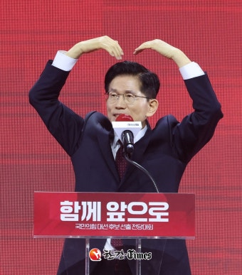 국힘 대선 후보 김문수 선출... 한덕수와 단일화 협상 본격화