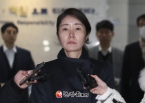 강선우, '공천헌금 1억' 의혹 밤샘 조사...자금 흐름 규명이 관건
