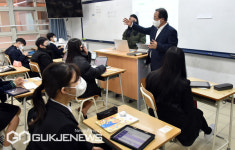 [포토] 신학기 금정구지역 학교 학사운영 + 방역상황 점검하는 김석준 교육감