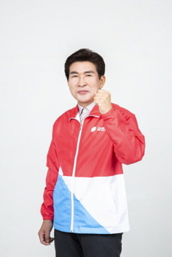 황상무 전 KBS 앵커, 강원도지사 출마 선언