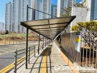 용인시 기흥구, 캐노피 설치로 안전하고 쾌적한 보행환경 제공