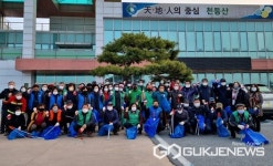 충주지역 곳곳, 주민과 함께 봄꽃 식재 및 청결활동 활발