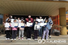 옥천 군서초등학교, 1학기 본솔장학재단 장학금 500만원 전달