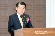 김영란 전 대법관 엘리트들의 이익 카르텔 끊어내는 노력 더 필요