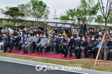 [포토] 천안 시민의 도심 속 생태휴식공간 성성호수공원 준공식