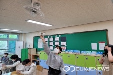 청주 미원초등학교, 학생 체험 중심 과학의 날 행사 놀면서 배워요