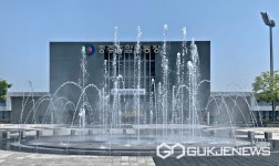 충주종합운동장, 바닥분수 오는 9월까지 본격 가동