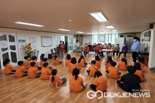 청주 상당초등학교, 경로당서 세대공감 체험학습 실시