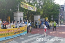 진천 이월초등학교, 등굣길 교통안전 캠페인 실시