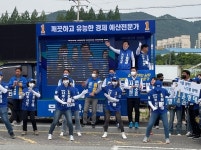 더민주 윤병태 나주시장 후보, 정렬사 단배식..선거운동 본격 돌입