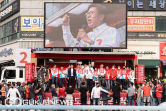 [포토] 박형준 부산시장 후보, 이준석 당 대표와 구포시장 유세 투어