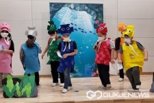 보은 산외초등학교, 책으로 여는 세상 열어