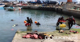 부산 민·관 해양쓰레기 수거 수중 정화 활동 나서