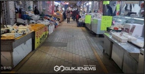 온양온천시장 맛내는거리, 도로 보수 공사...시민 이용 불편 해소