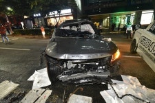 [포토] 강남구 역삼동 11중 추돌사고…파손된 차량
