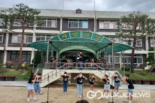 청주 강서초등학교, 등굣길 음악회 열어