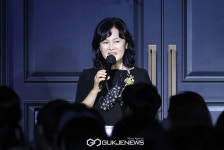 [GJ포토] 인사말 하는 동덕여대 패션전문대학원 김혜경 원장