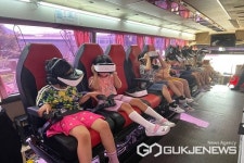 옥천 증약초등학교, 창의 VR 체험버스로 디지털 미래로 나아가다