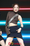 [GJ포토] 아이리스 아이엘, 시선 뽐내는 강렬 무대