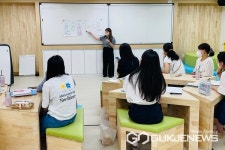 청주 생명초등학교병설유치원, 놀이중심 교육과정 워크숍 열어