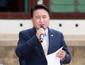 [기자수첩] 김영환 충북도지사, 선심성 예산낭비 칼 빼들까