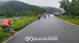 춘양면, 마을환경 및 경관 정비를 위한 풀베기 작업 실시해