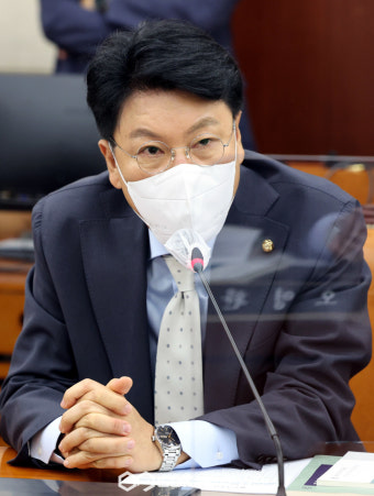 행안위에 참석한 장제원 국민의힘 의원