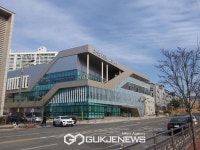 청수도서관, 지역연계 뒹굴뒹굴 도서관에서 영화를!