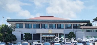 태안군의회 A 의원, 심야에 군청사서 '권한 밖 행동' 물의