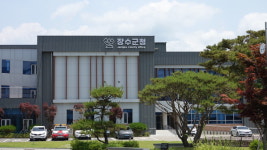 장수군, 장수사과 차단망 설치로 생산성 올린다.