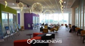 충남도서관, 가을엔 밥도 먹고 커피 마시며 독서 즐겨요