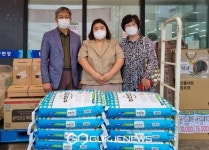 빨간펜충주음성센터 | [포토] (사)충주·음성범죄피해센터, 범죄피해 16가구·생활시설 3기관 '사랑의 쌀' 지원